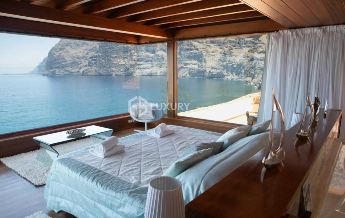 House in Acantilados de Los Gigantes, Canary Islands, Spain 4 - 18411293