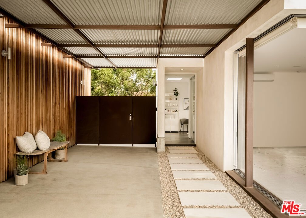 House in Los Angeles, California, United States 3 - 18419295