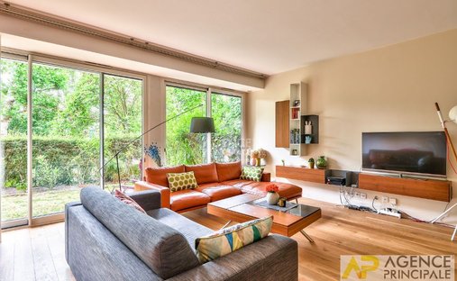 Apartment in Chatou, Ile-de-France, France 1