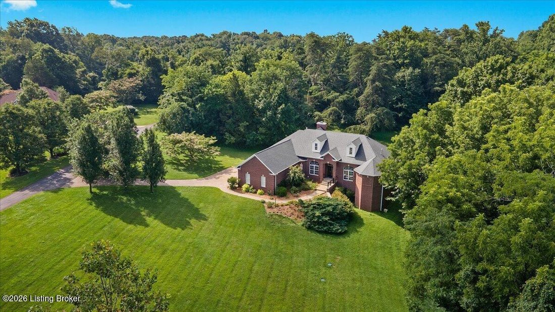 House in Watterson Park, Kentucky, United States 3 - 18413564