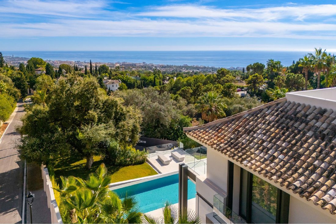 Villa in Sierra Blanca, Marbella, Spain 2 - 18408360