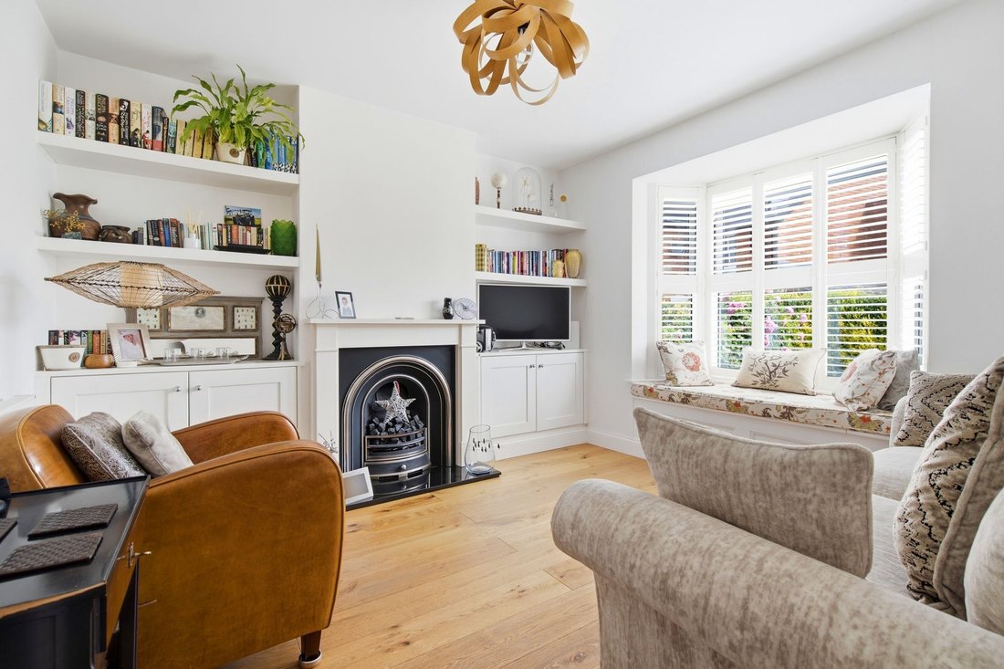 House in Sunninghill, England 2 - 18413309