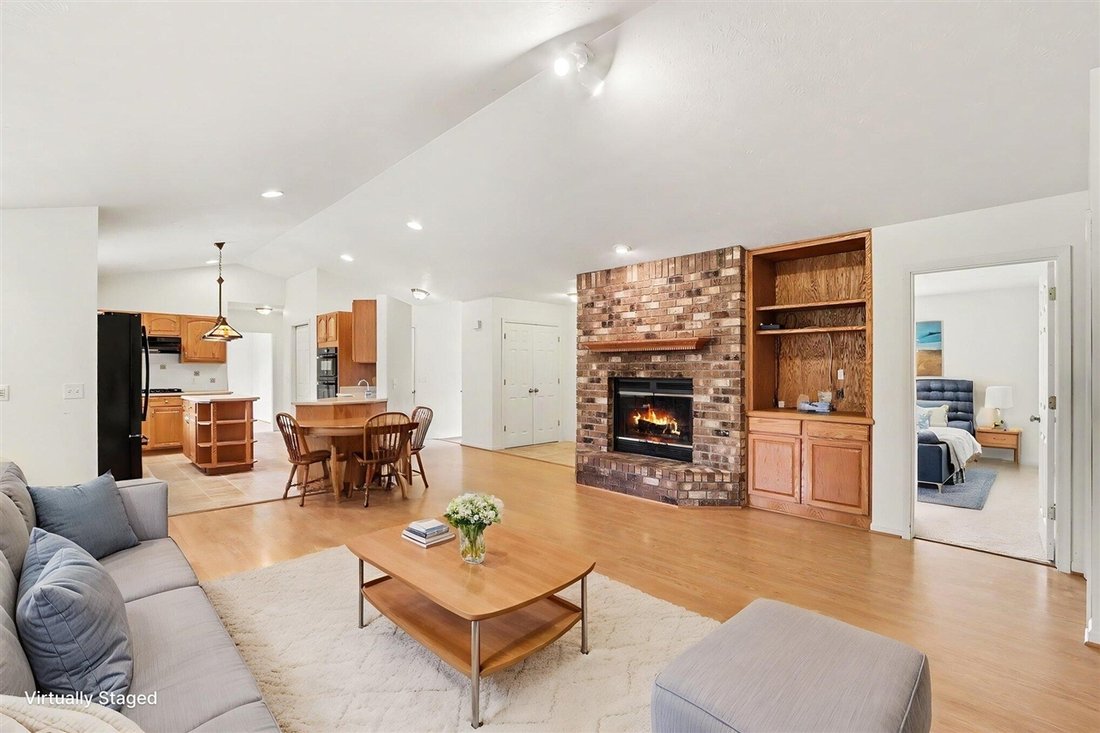House in Grand Junction, Michigan, United States 3 - 18407938