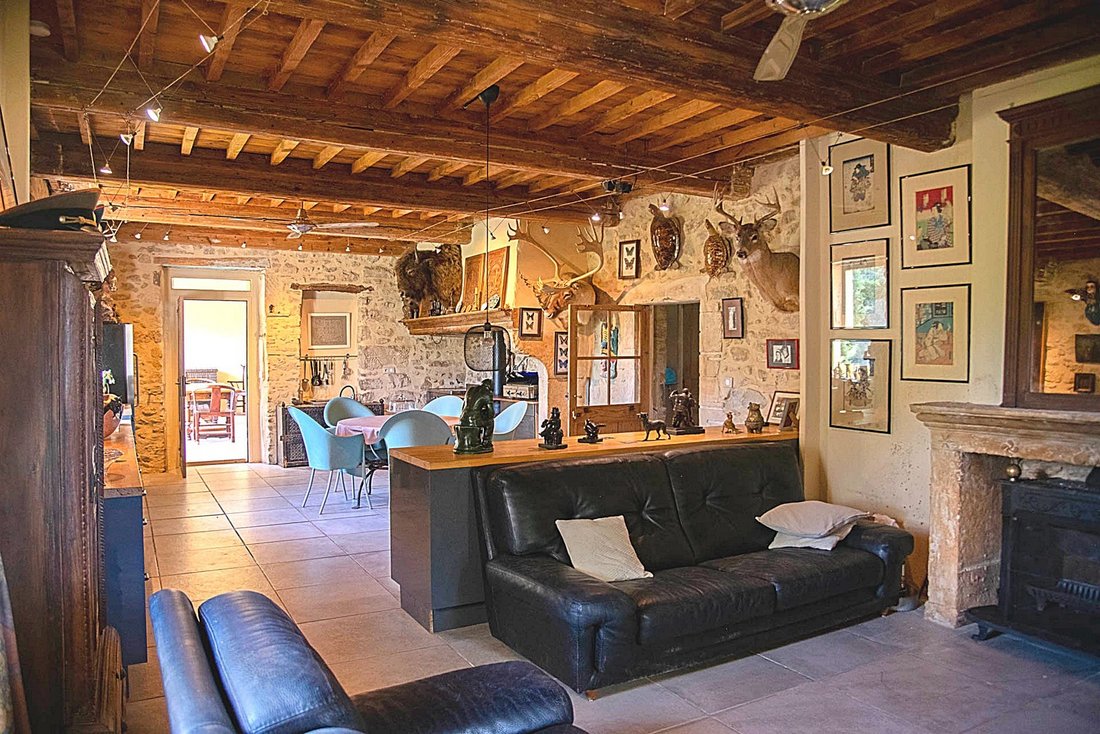Villa in Uzès, Occitania, France 5 - 18405671