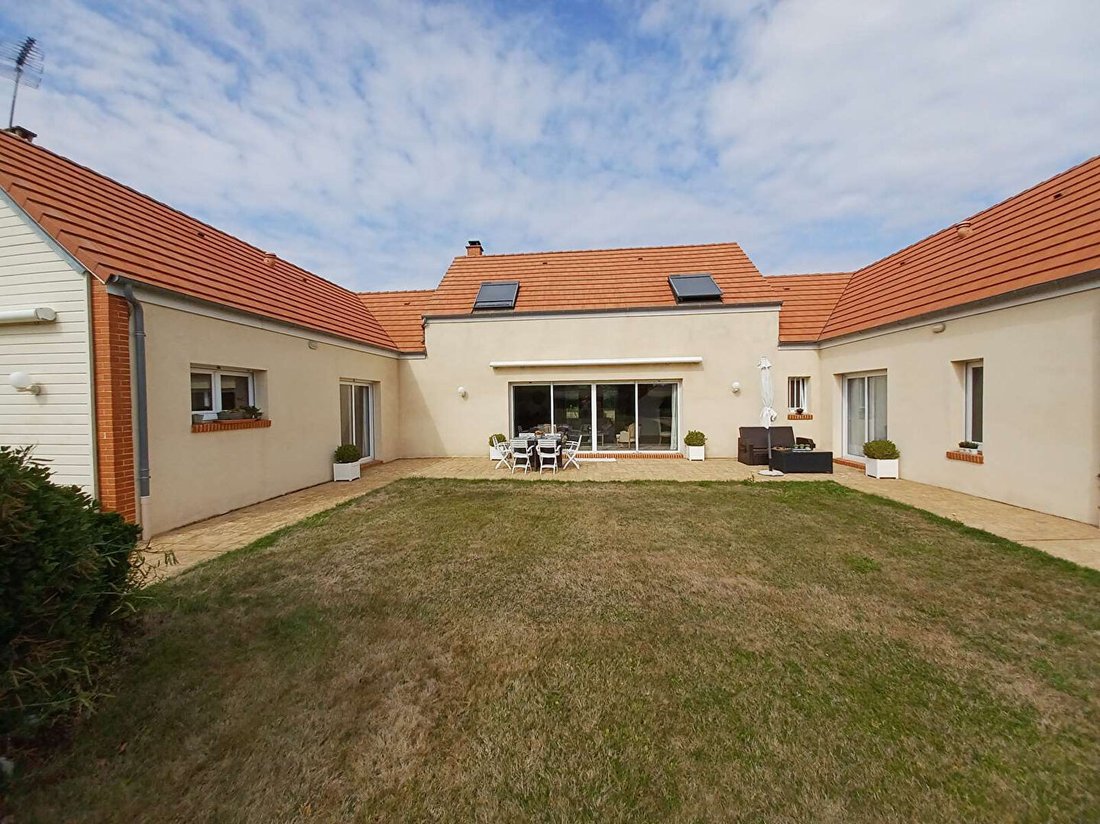 Villa in Le Menil-Bérard, Normandy, France 1 - 18405611