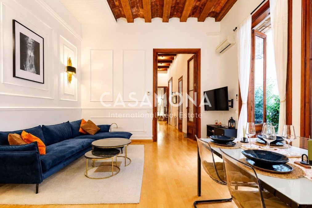 Apartment in Ciutat Vella, Barcelona, Spain 2 - 18408333