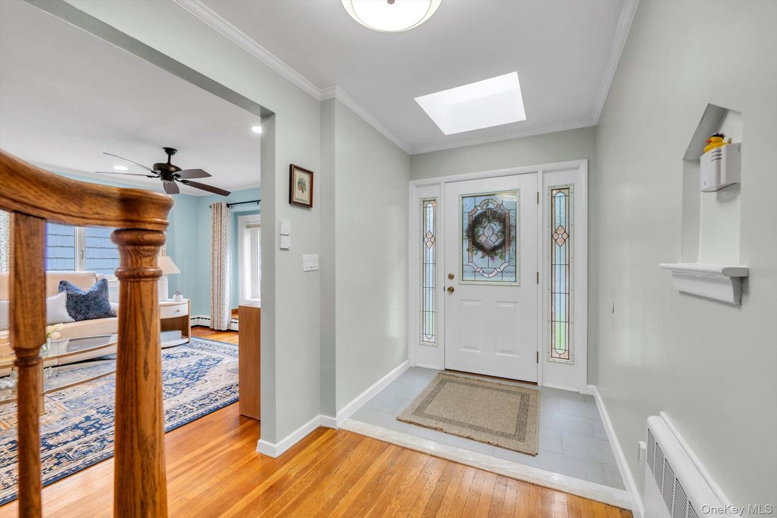 House in New Hyde Park, New York, United States 2 - 18414876