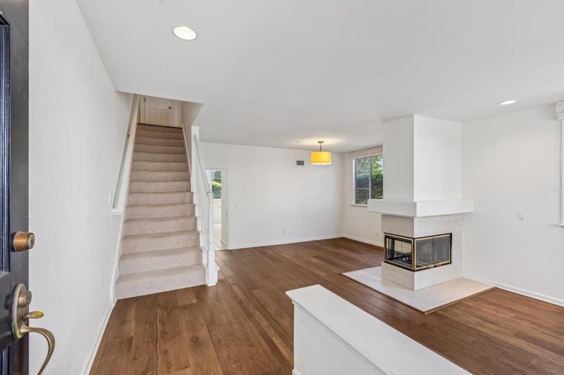Townhouse in Menlo Park, California, United States 5 - 18407379