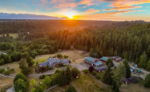 House in Poulsbo, Washington, United States 1