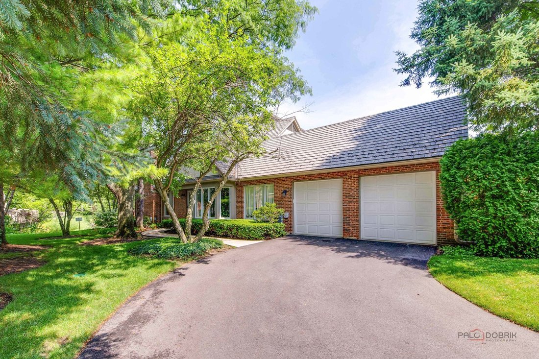 Condo in Lake Bluff, Illinois, United States 3 - 18413647