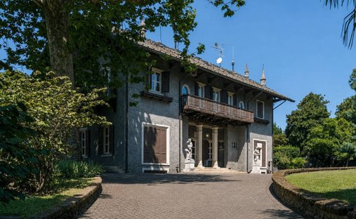 Maison à Besana in Brianza, Lombardie, Italie 1