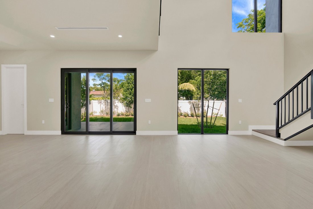 Condo in Miami, Florida, United States 5 - 18412539