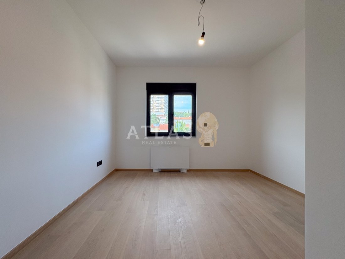 Apartment in Mjesni odbor Kantrida, Grad Rijeka, Primorje-Gorski Kotar County 3 - 18411903