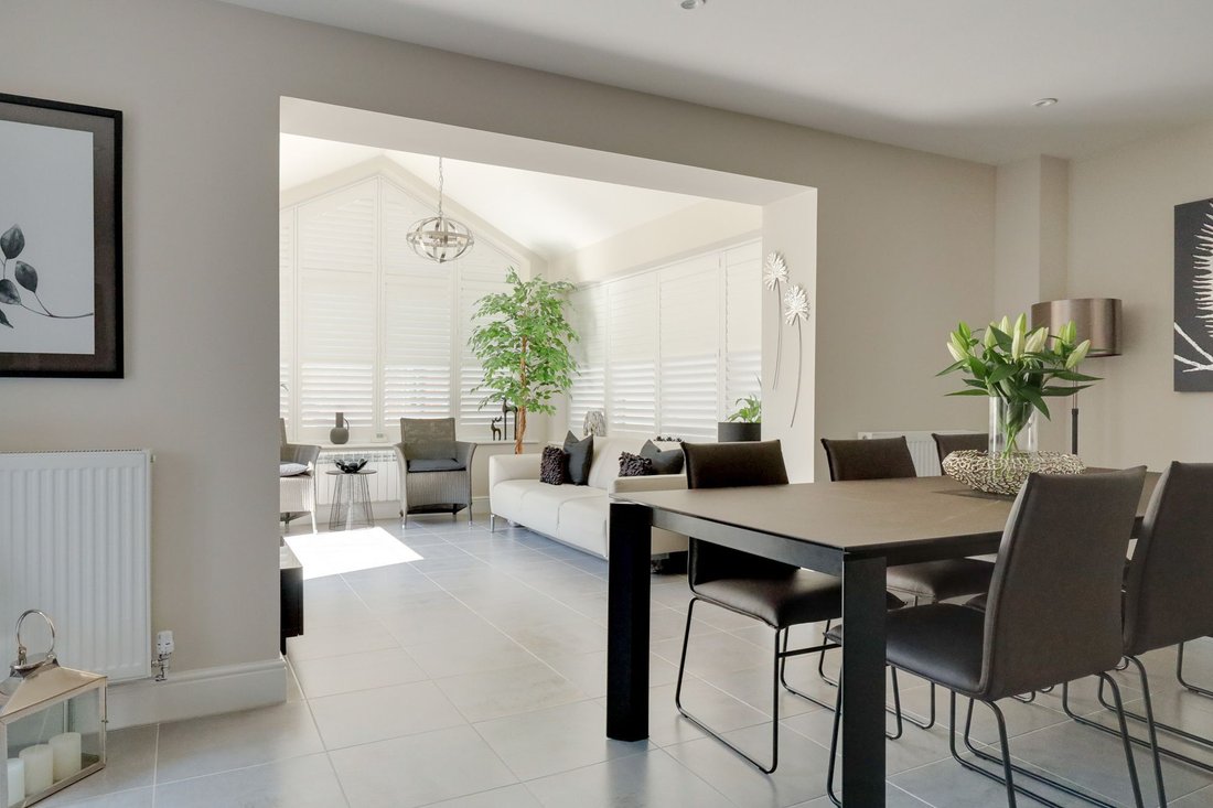 House in Burgess Hill, England 5 - 16958630