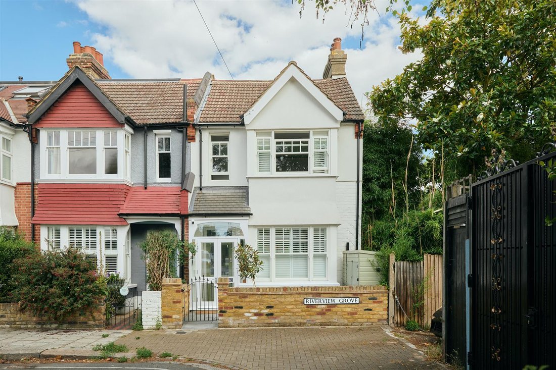 House in Strand On The Green, Hounslow, England 2 - 17303836