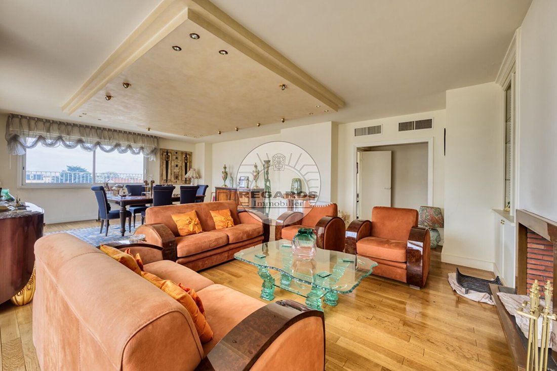 Apartment in Bondy, Villemomble, France 3 - 18410674