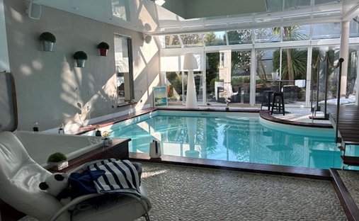 Villa in Saint-Quentin, Hauts-de-France, France 1