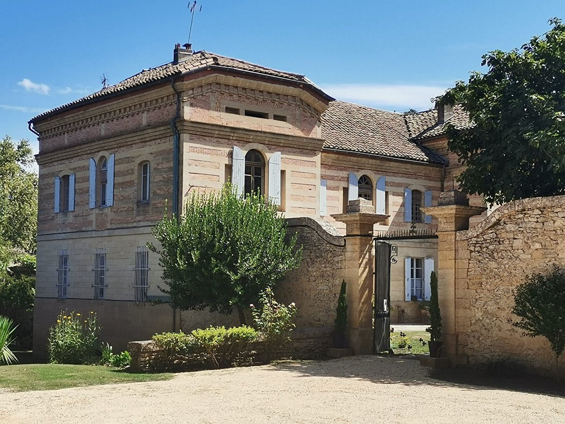 Villa in Uzès, Occitania, France 2 - 18405540