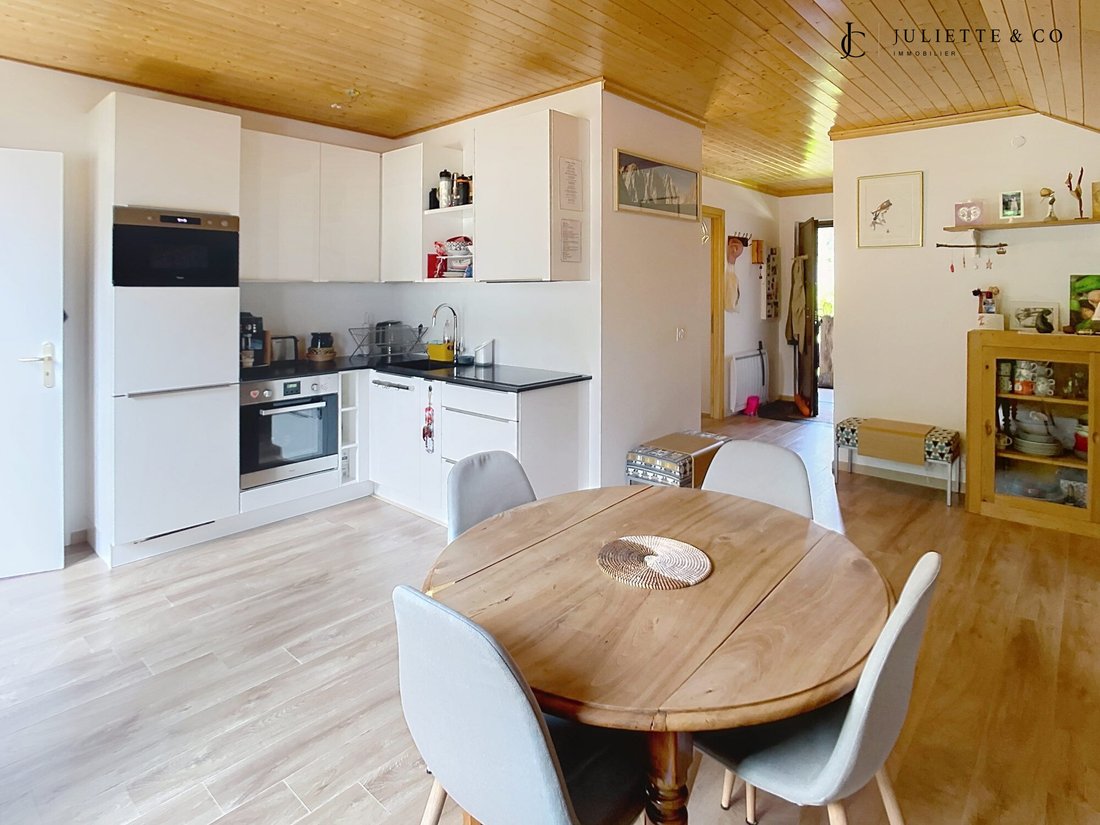 Apartment in Les Houches, Auvergne-Rhône-Alpes, France 2 - 18410704