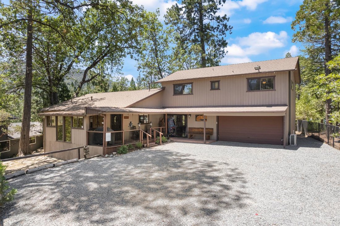House in Bass Lake, California, United States 1 - 18419069