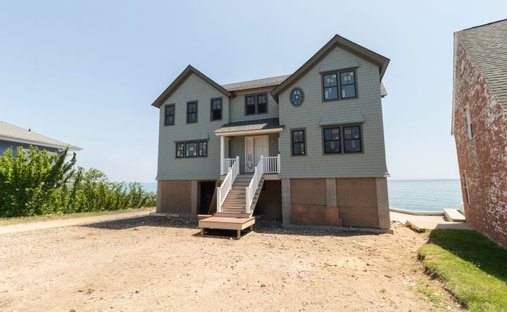 House in East Haven, Connecticut, United States 1