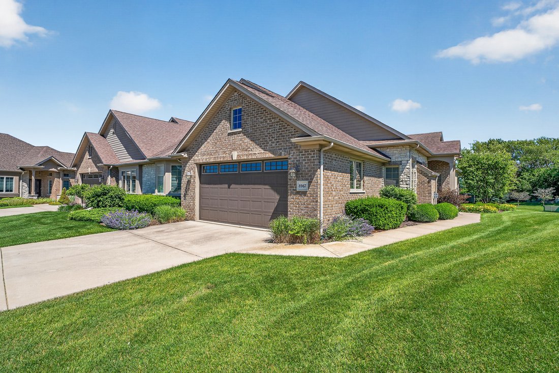 Townhouse in Frankfort, Illinois, United States 1 - 18416371