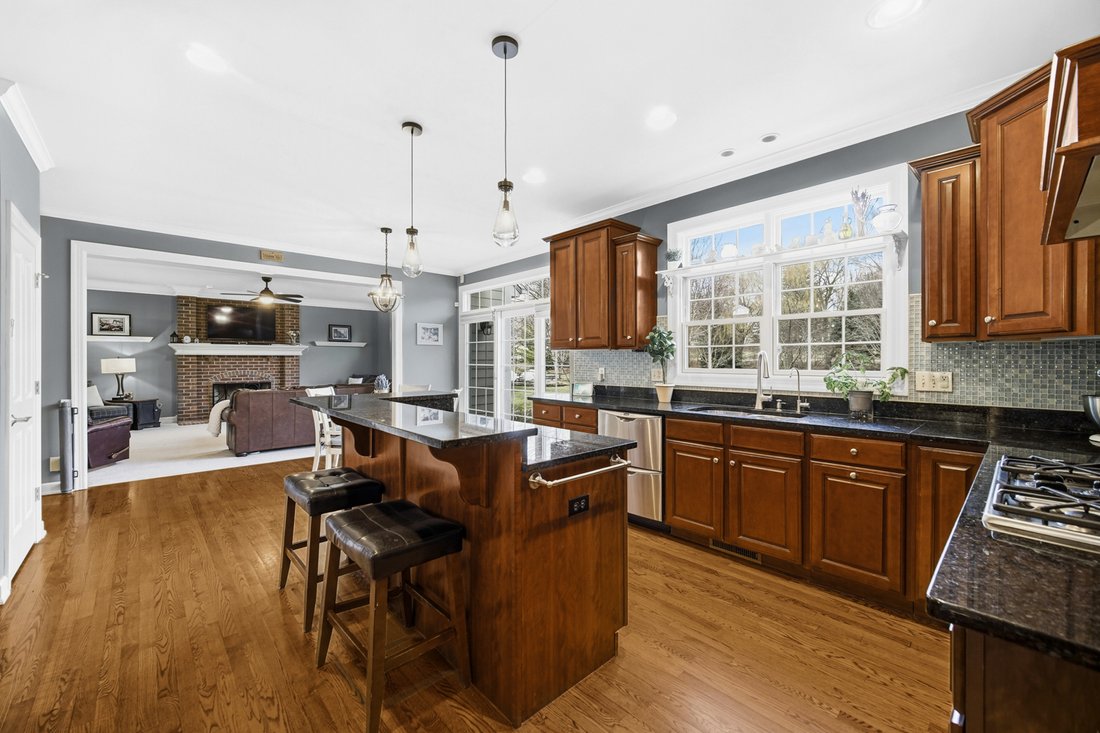 House in Campton Hills, Illinois, United States 5 - 18413646