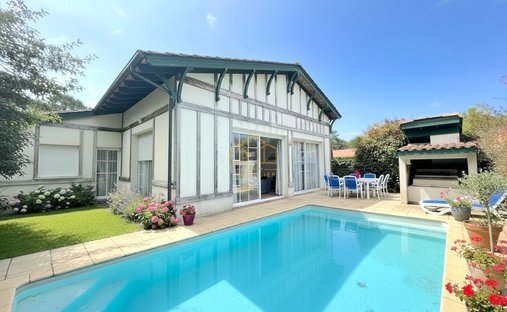 Villa in Chante Cigale, Gujan-Mestras, France 1