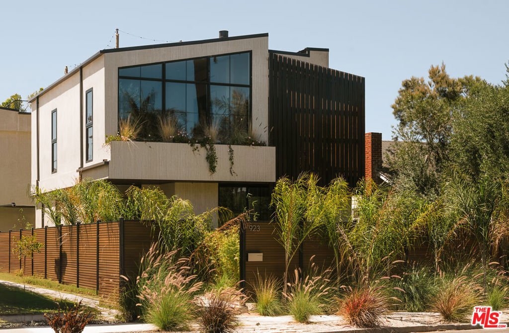 House in Los Angeles, California, United States 1 - 18403408