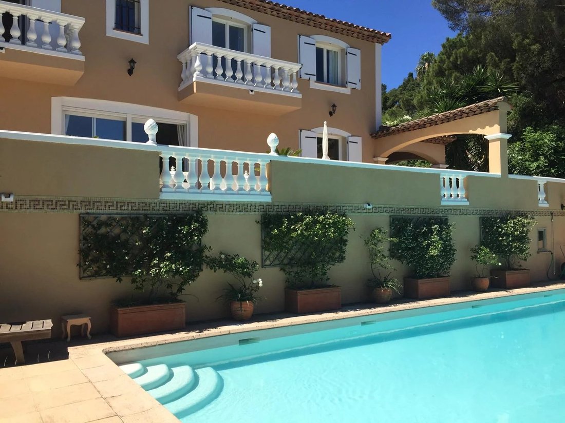 House in Gassin, Provence-Alpes-Côte d'Azur, France 3 - 18405086