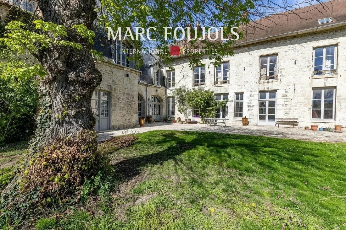 House in Senlis, Hauts-de-France, France 1 - 18405049