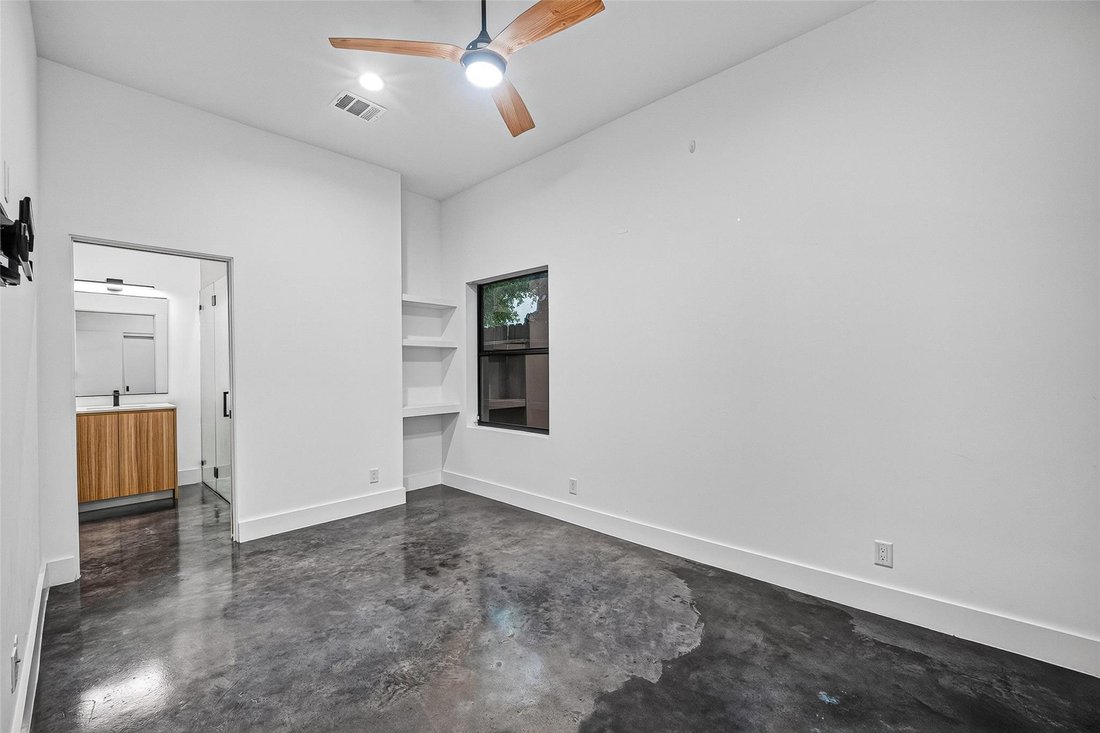 House in Houston, Texas, United States 5 - 18370563