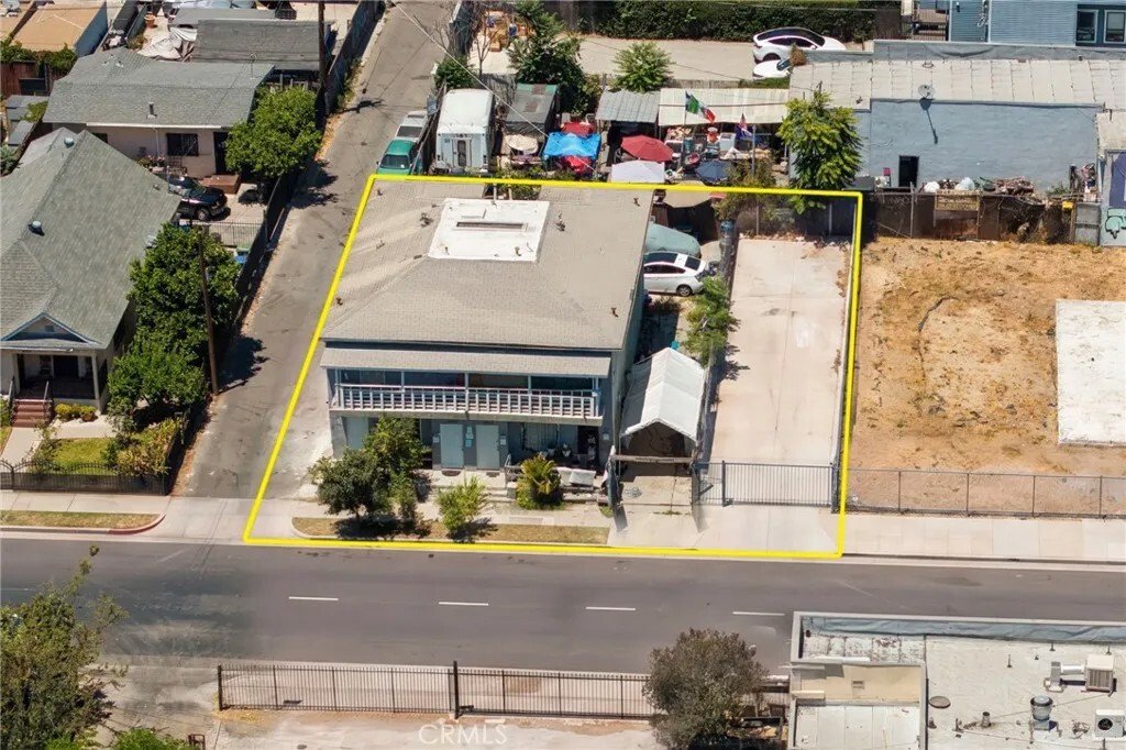 Los Angeles, California, United States 2 - 18411287