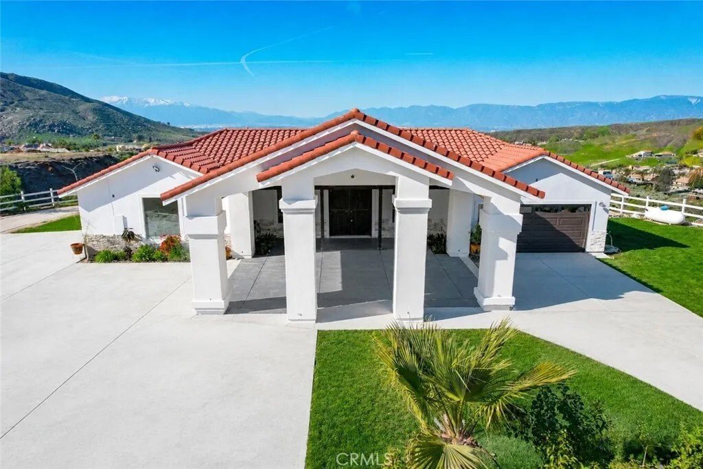 House in Colton, California, United States 2 - 18411276