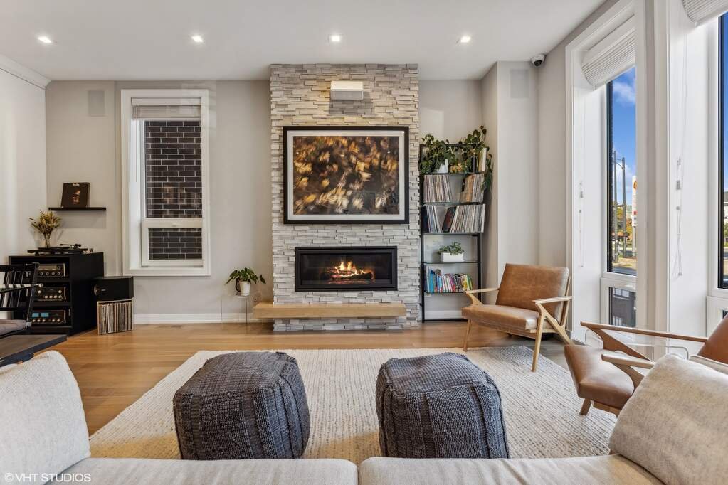 House in Chicago, Illinois, United States 2 - 18410675
