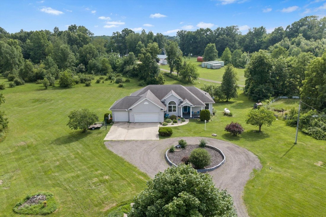 House in Vandalia, Michigan, United States 5 - 18418807