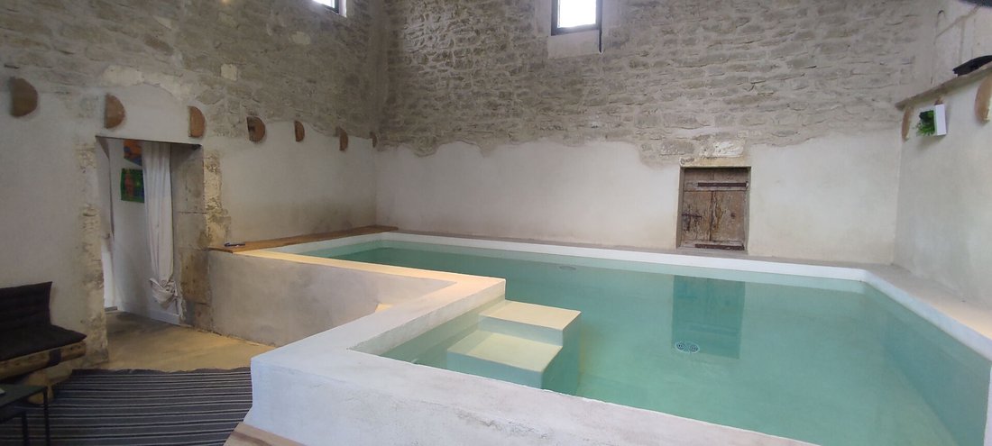 Villa in Saint-Etienne-du-Grès, Provence-Alpes-Côte d'Azur, France 2 - 18405840