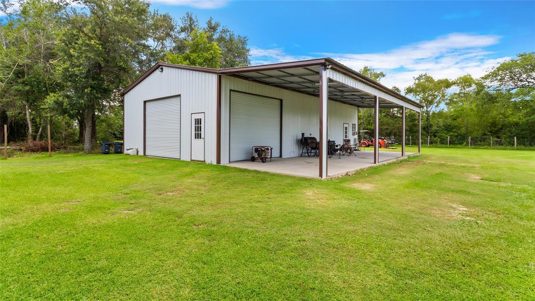 House in Hitchcock, Texas, United States 4 - 18403639