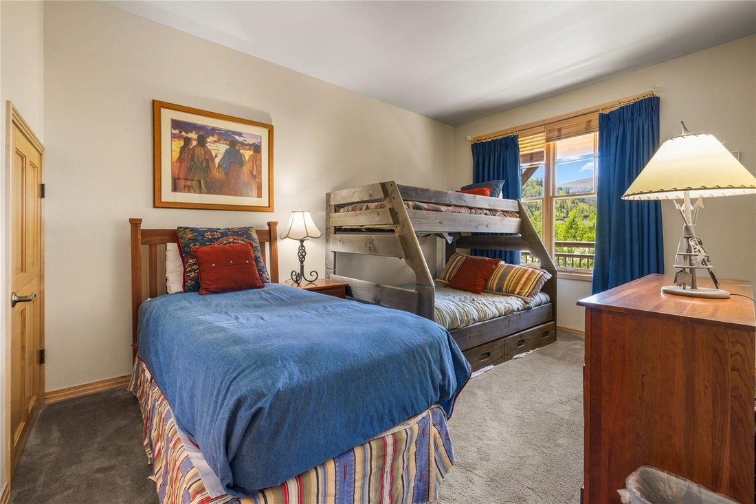 Condo in Breckenridge, Colorado, United States 5 - 18416852