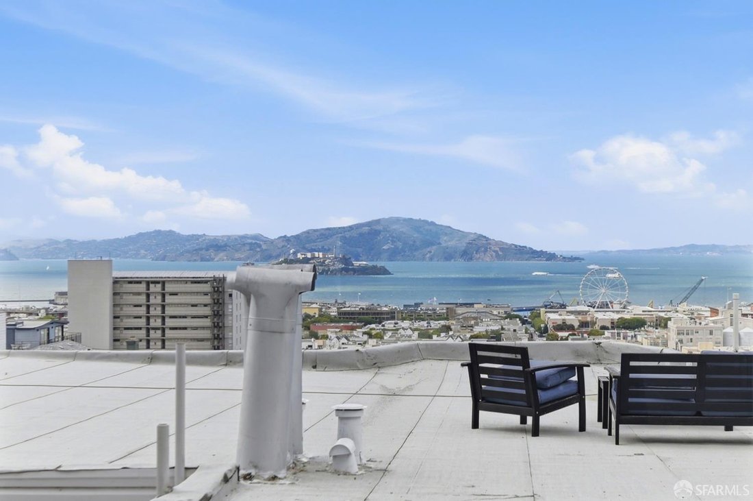 San Francisco, California, United States 3 - 18406727