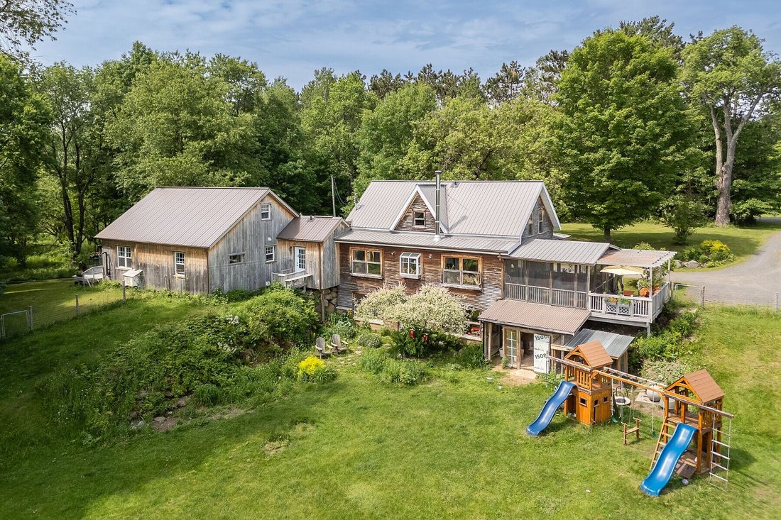 Granby, Quebec, Canada 2 - 17955523