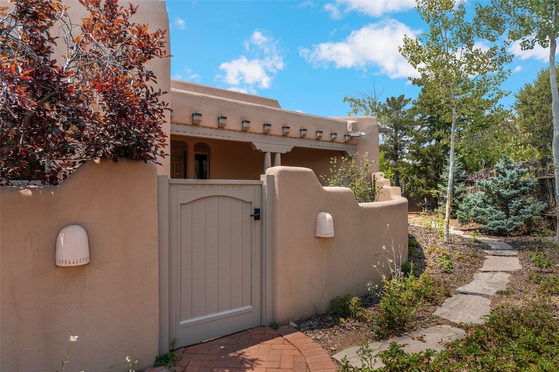 House in Santa Fe, New Mexico, United States 3 - 18406140