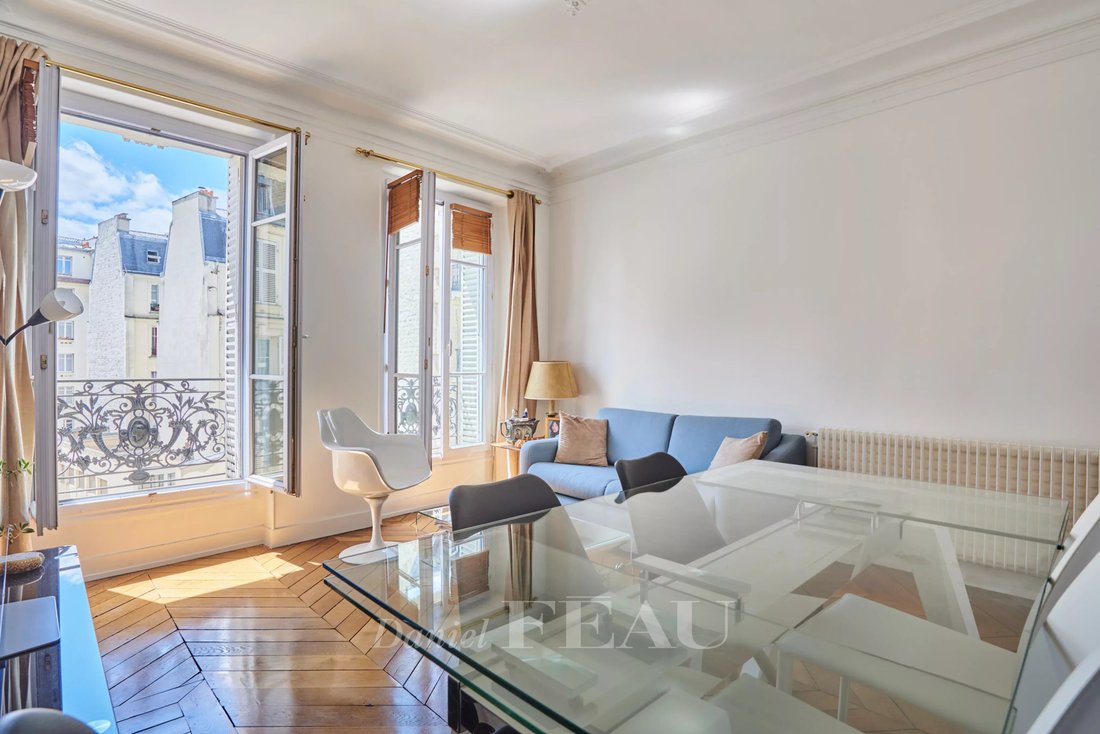 Apartment in Saint Placide, Paris 6e Arrondissement, Paris 2 - 18409332