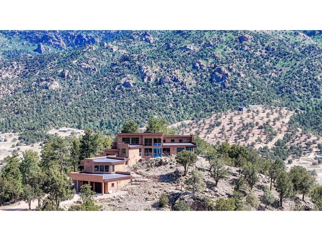 House in Lincoln Park, Colorado, United States 1 - 18407121