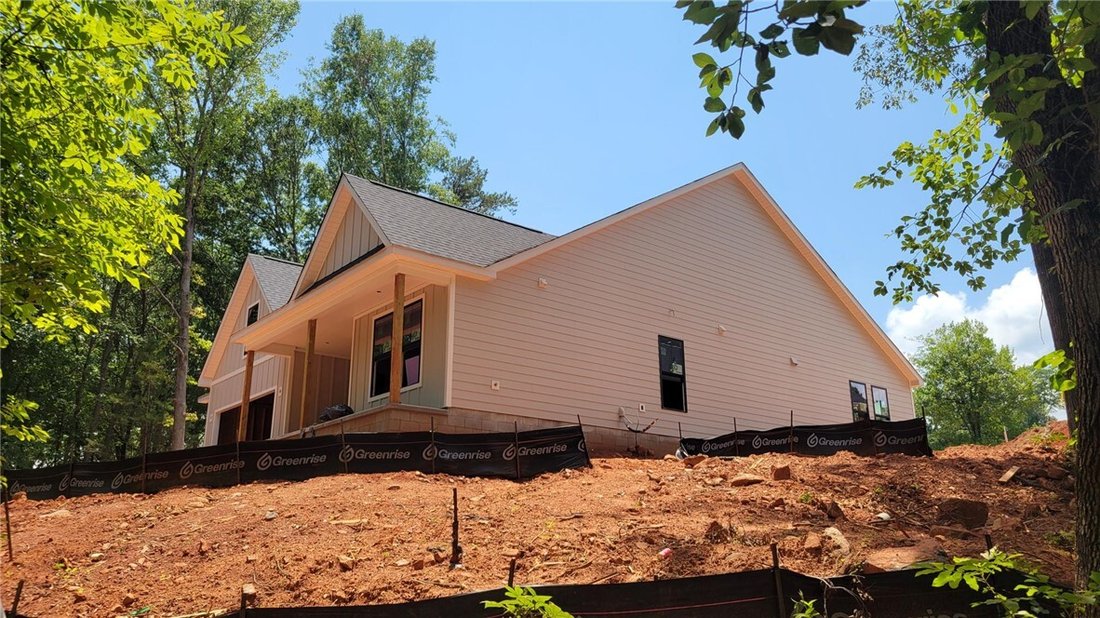 House in Seneca, South Carolina, United States 3 - 18402003