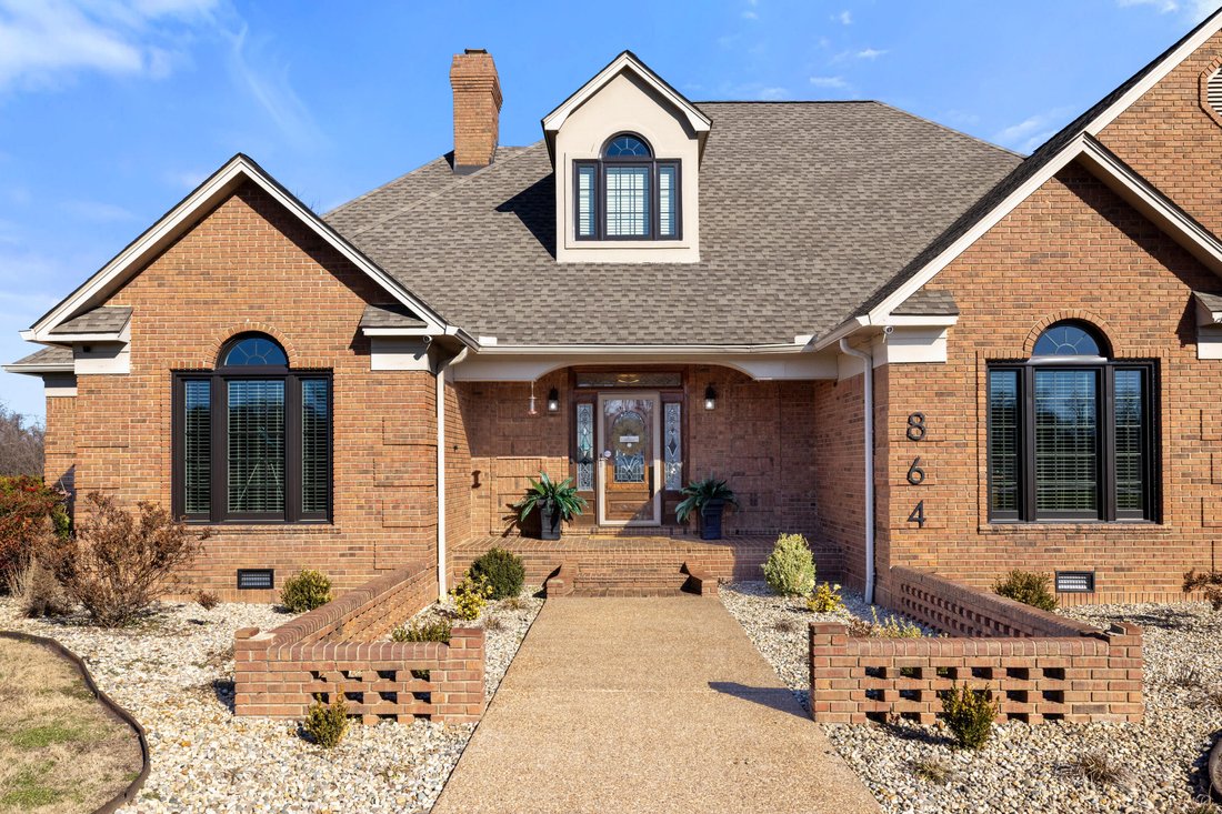 House in Hazel, Kentucky, United States 2 - 18414401