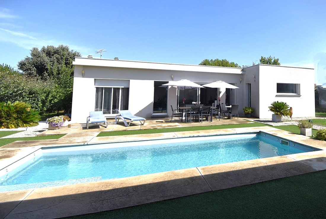 Villa in Montfavet Pericentre, Avignon, France 3 - 18405796