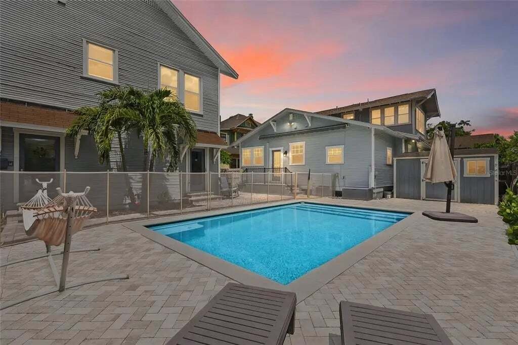 House in Tampa, Florida, United States 3 - 18410461
