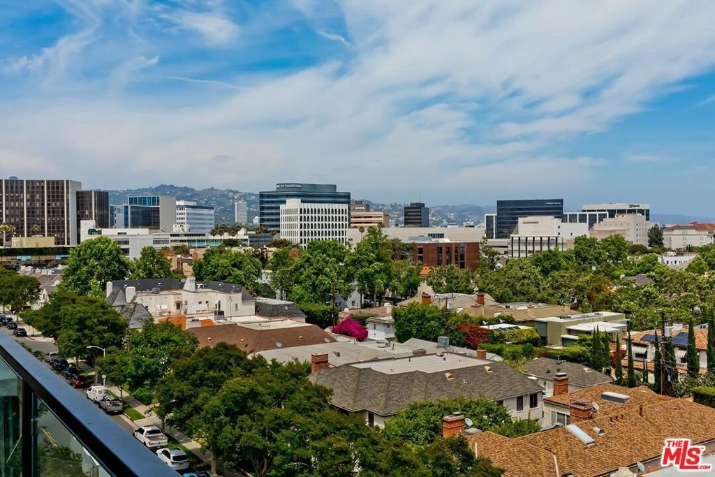 Condo in Beverly Hills, California, United States 2 - 18419337