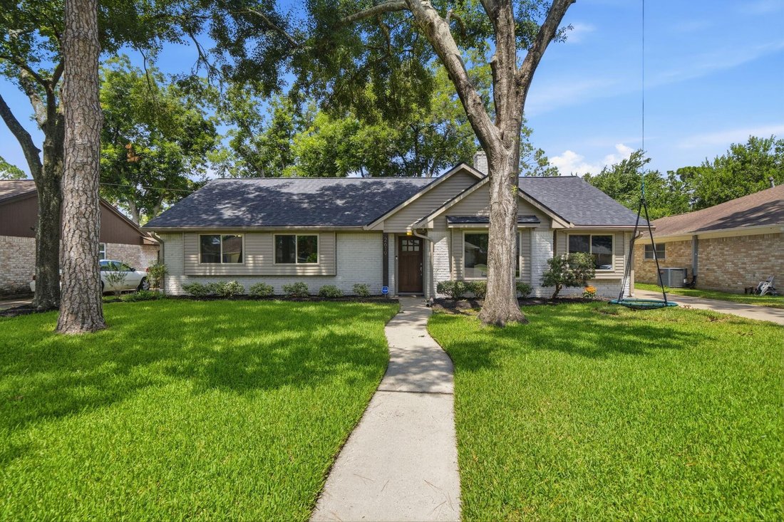House in Houston, Texas, United States 3 - 18413602